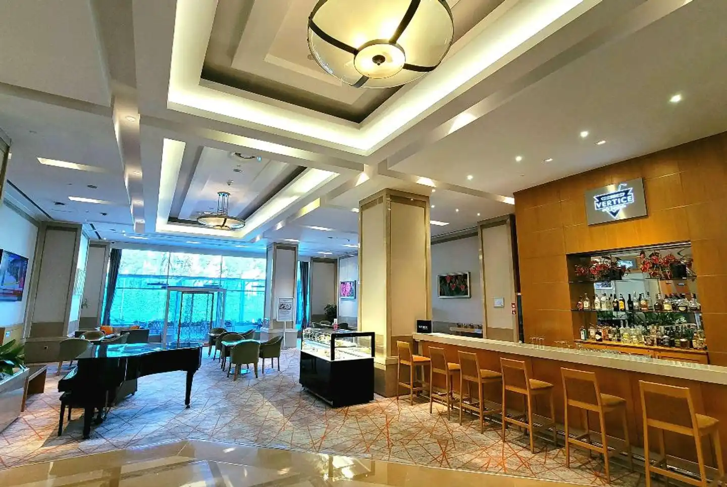 Wyndham Grand Izmir Ozdilek Bar