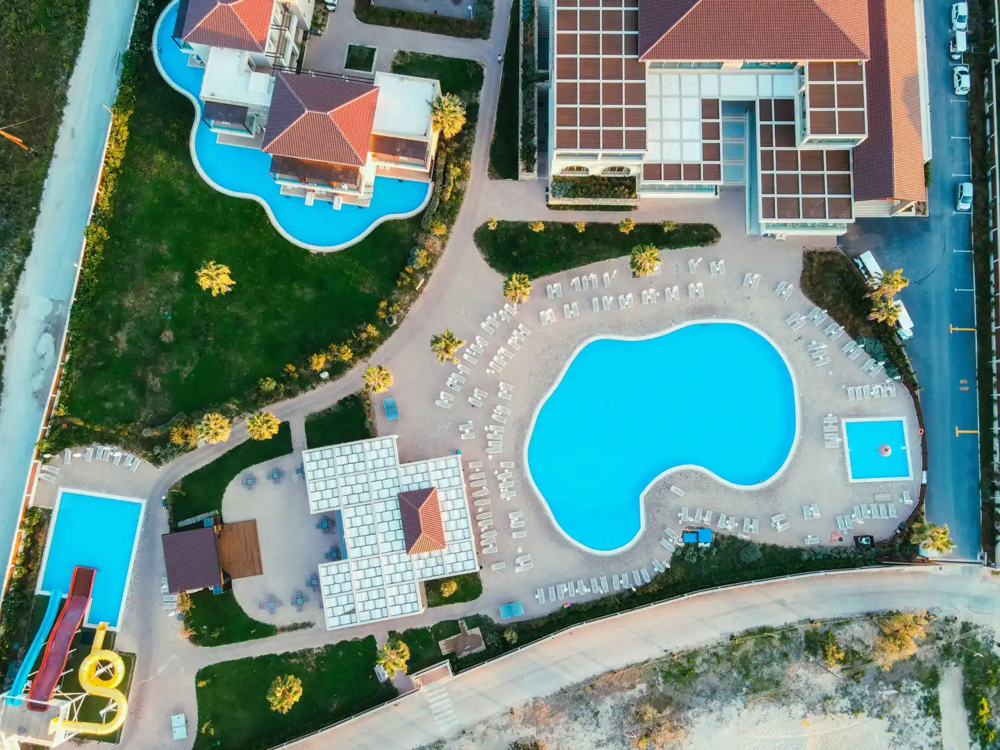 Almyros Beach Resort & Spa Luftaufnahme