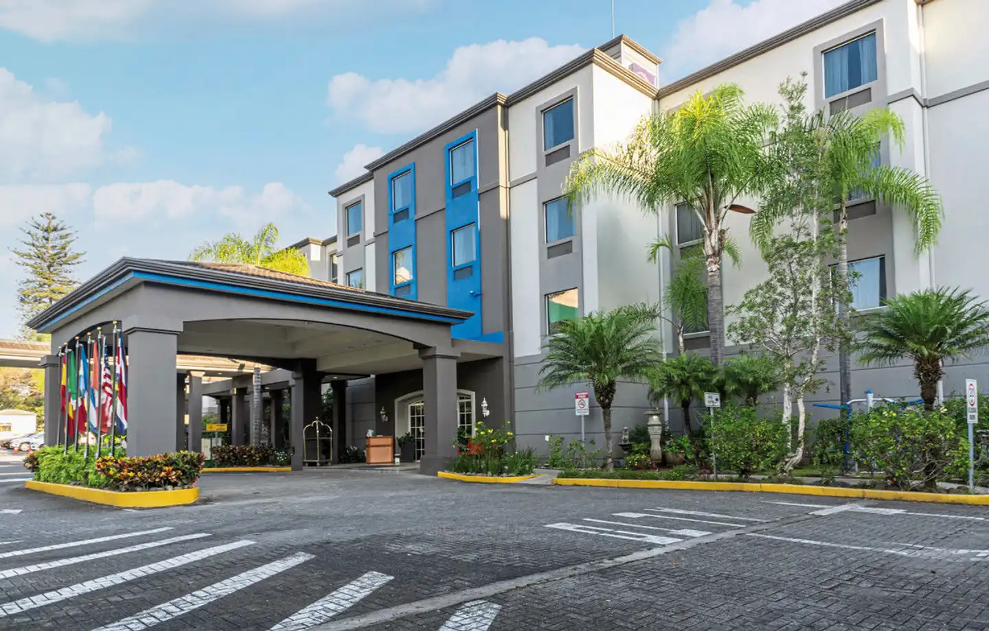 Sleep Inn Paseo Las Damas Aussenansicht