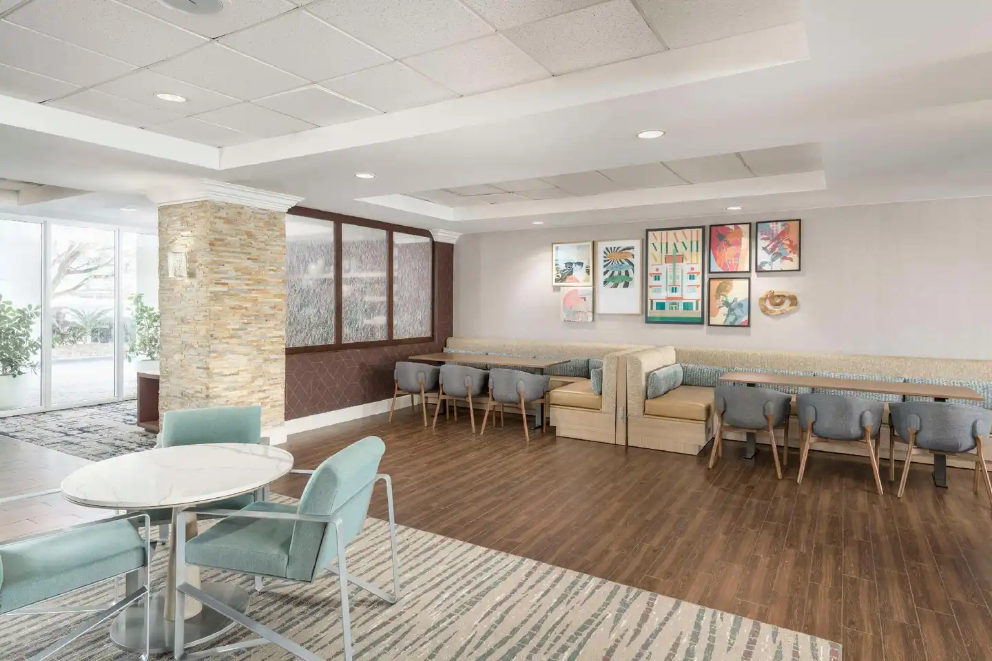 Homewood Suites by Hilton Miami-Airport/Blue Lagoon Lobby