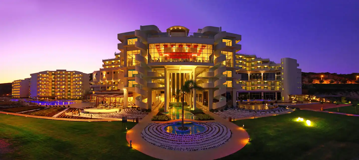 Elysium Resort & Spa Aussenansicht