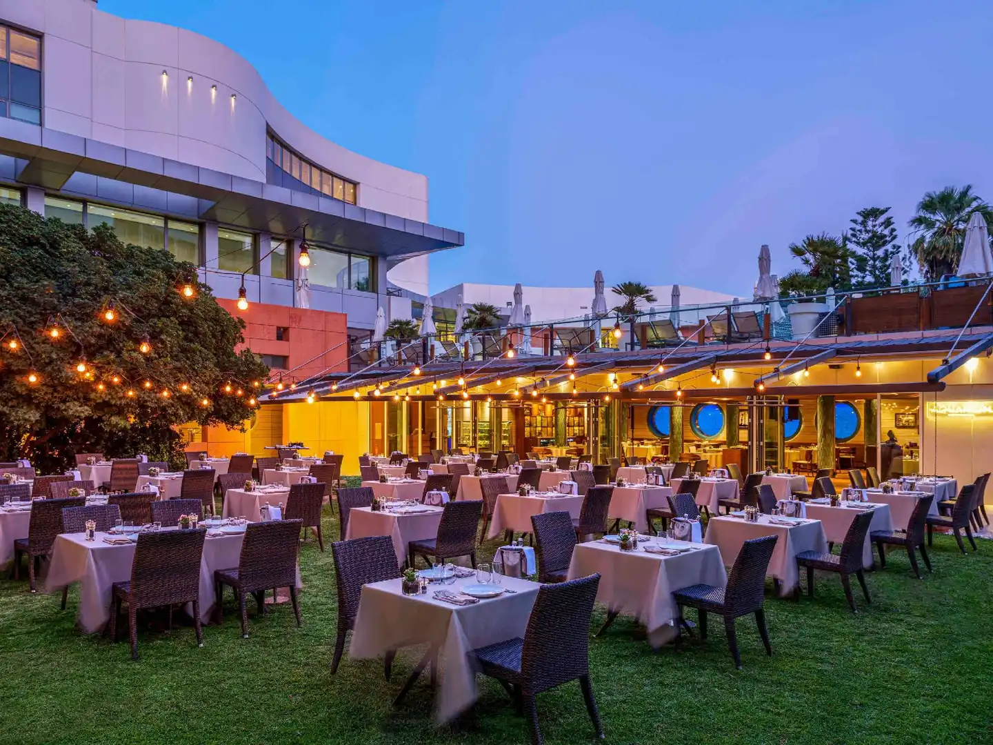 Swissôtel Grand Efes Izmir Restaurant