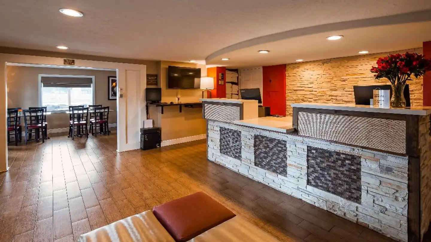 Best Western Weston Inn Lobby