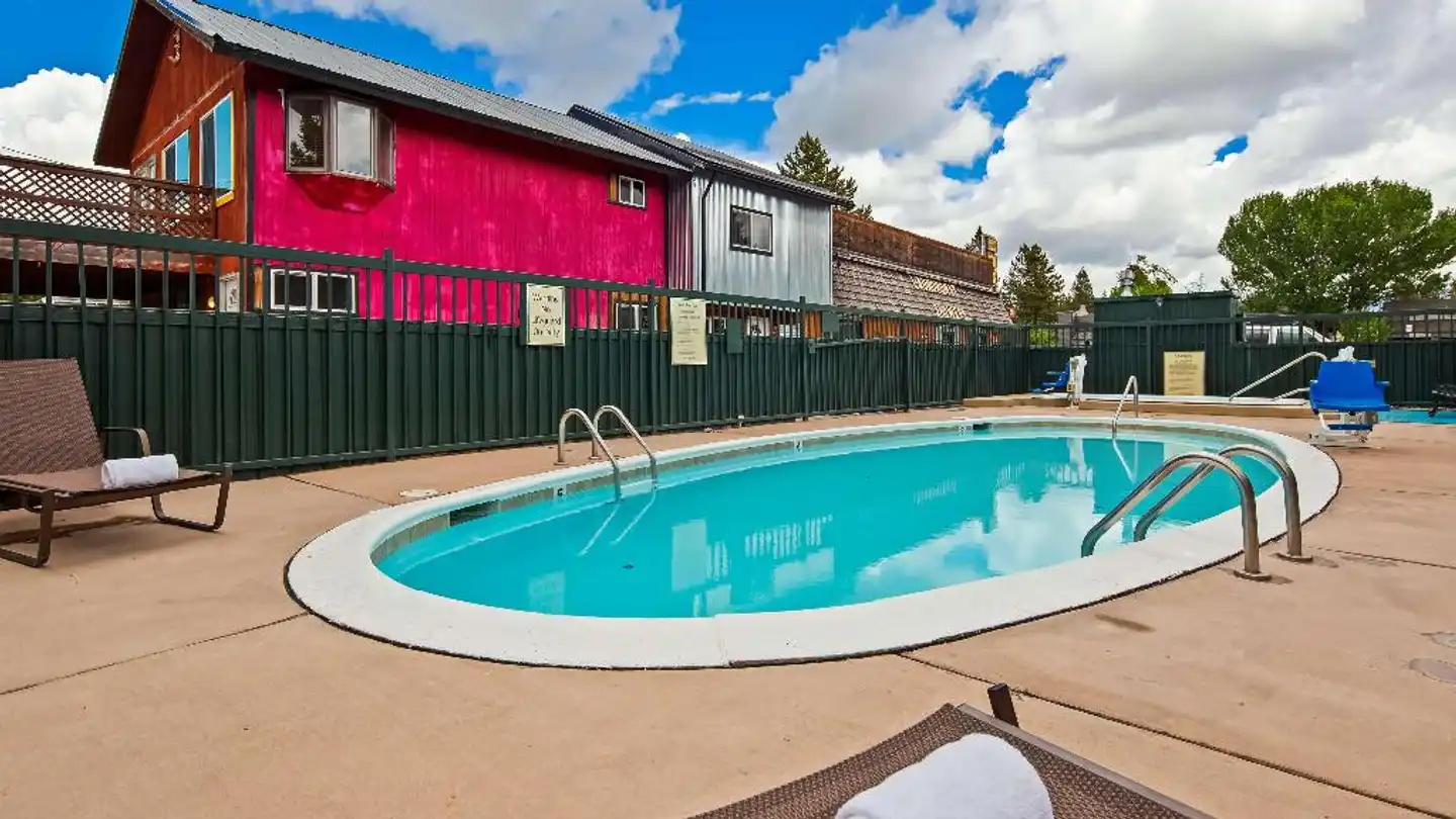 Best Western Weston Inn Pool