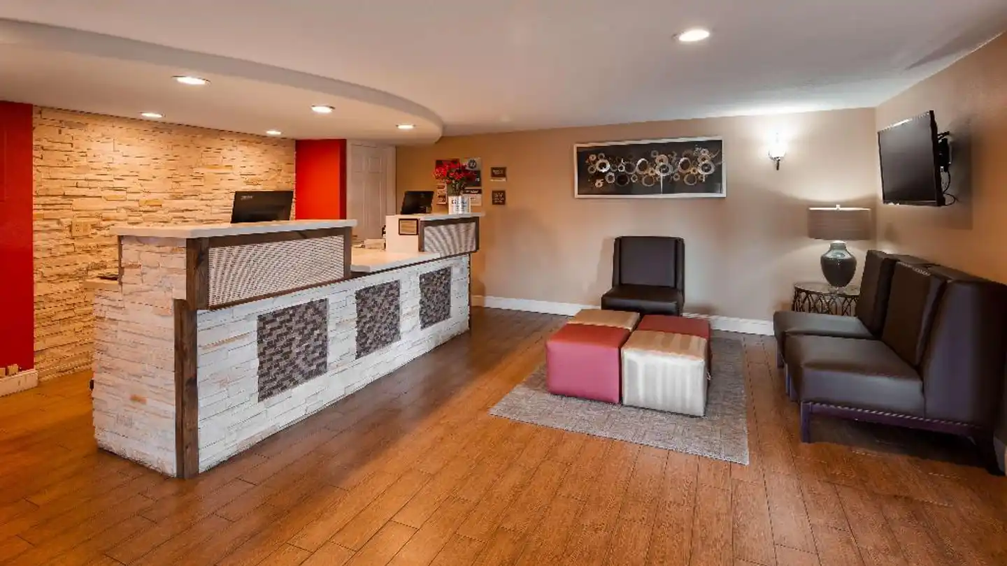 Best Western Weston Inn Lobby