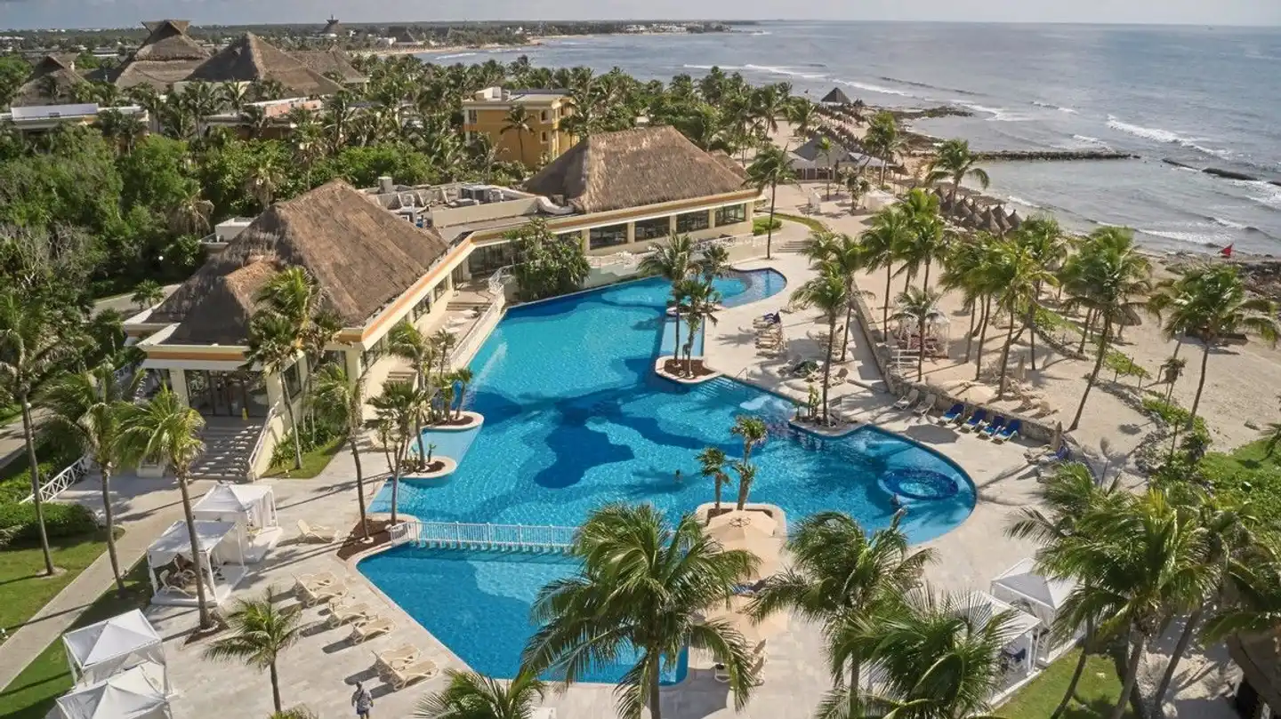 Bahia Principe Luxury Akumal Pool