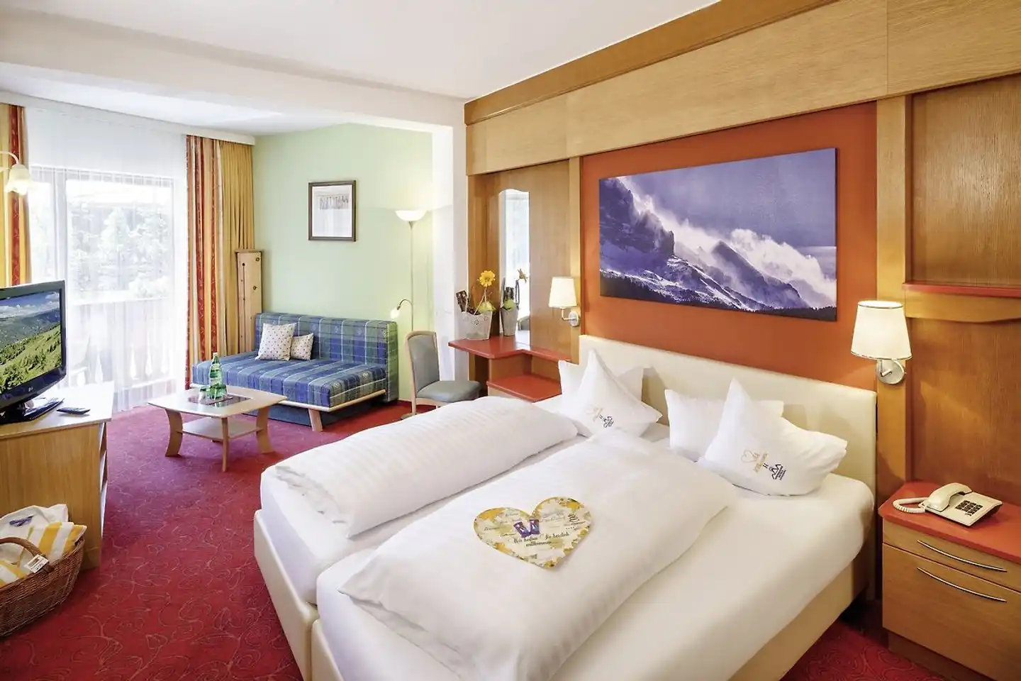 Familienhotel Hinteregger Wohnbeispiel