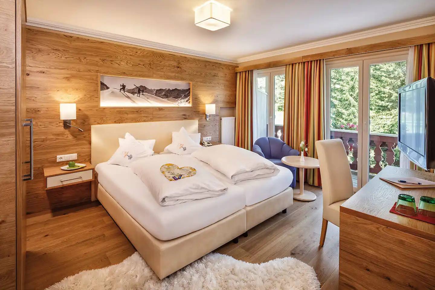 Familienhotel Hinteregger Wohnbeispiel