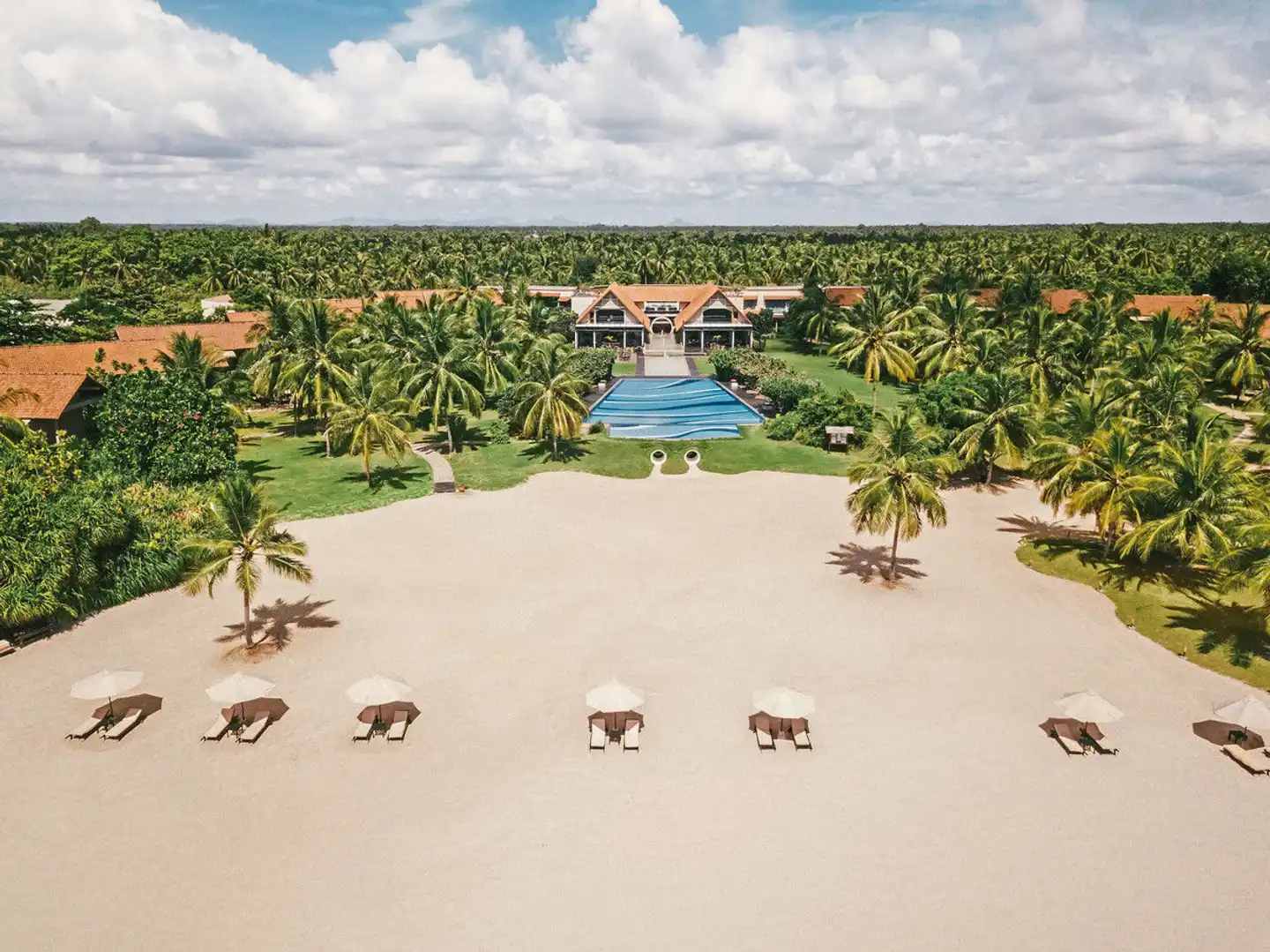 Uga Bay Resort Strand