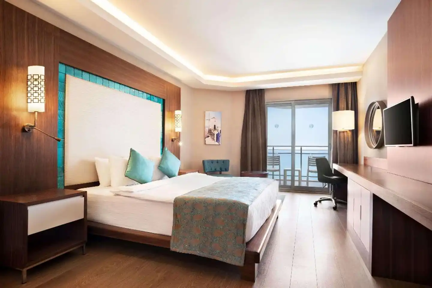 Ramada Hotel & Suites by Wyndham Kusadasi Wohnbeispiel