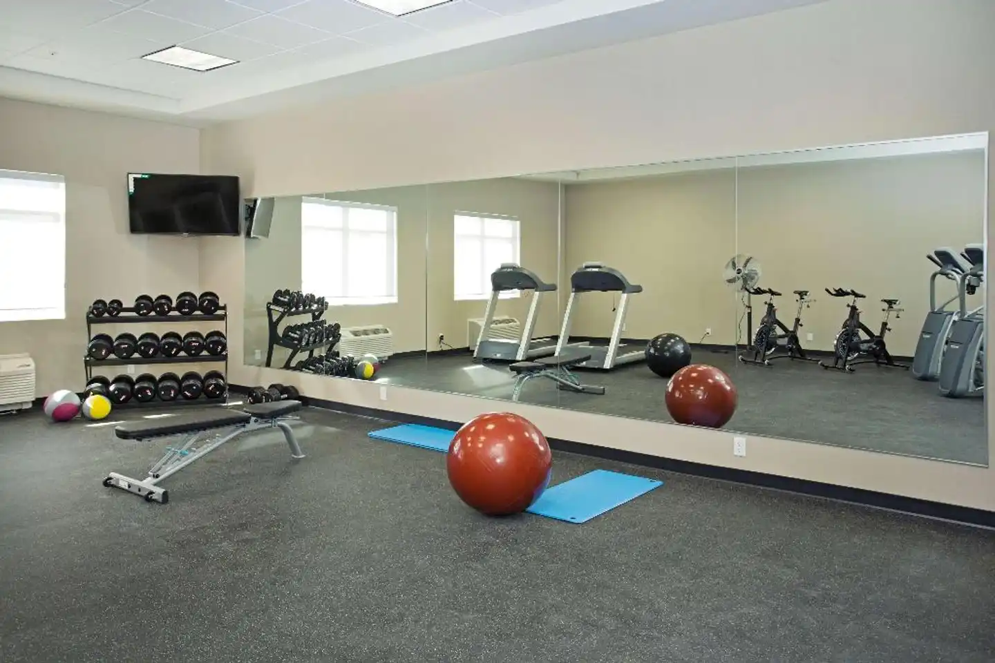 Wingate by Wyndham Calgary Airport Sport und Entertainment