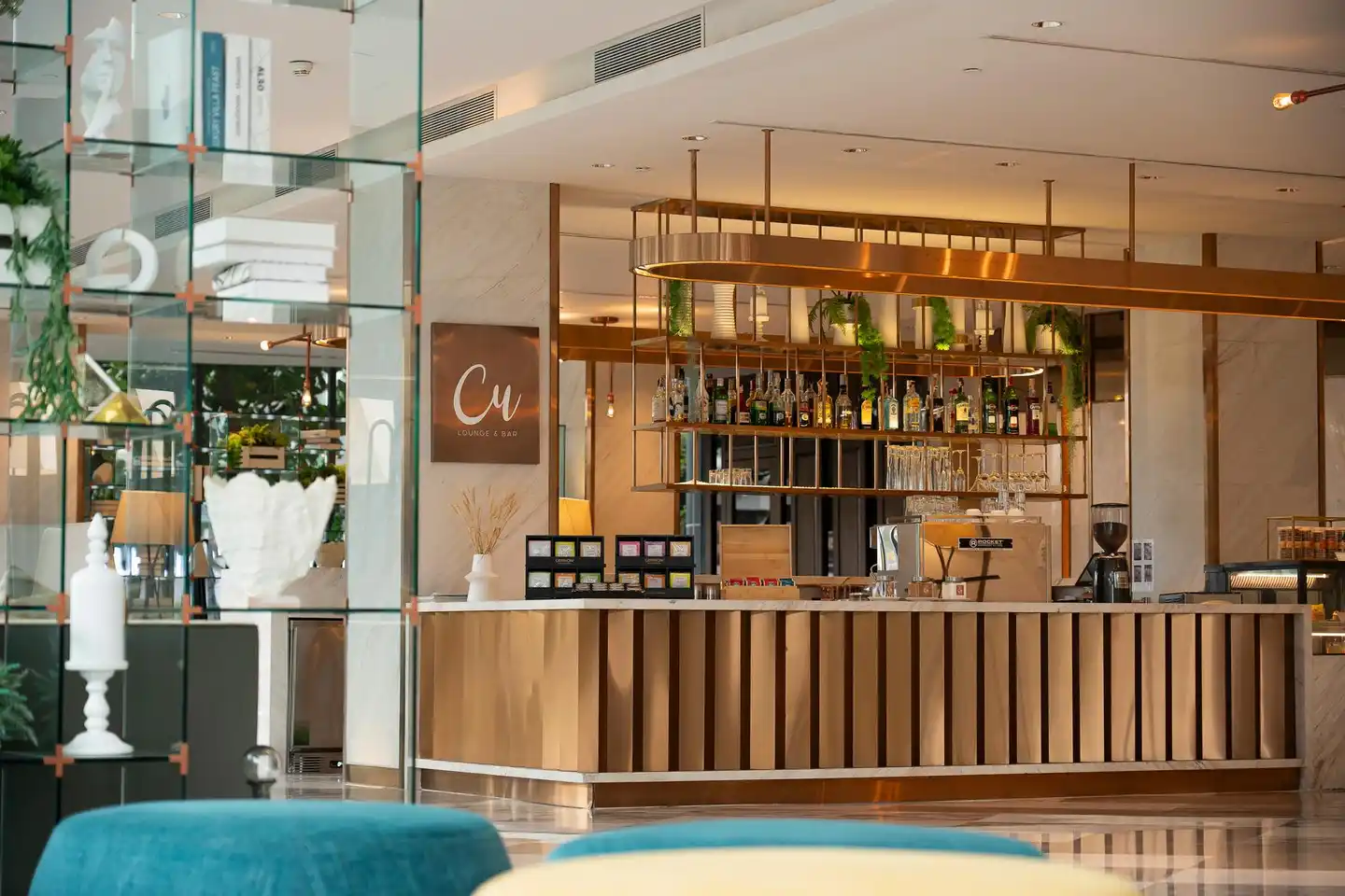 Holiday Inn & Suites Rayong City Centre Bar