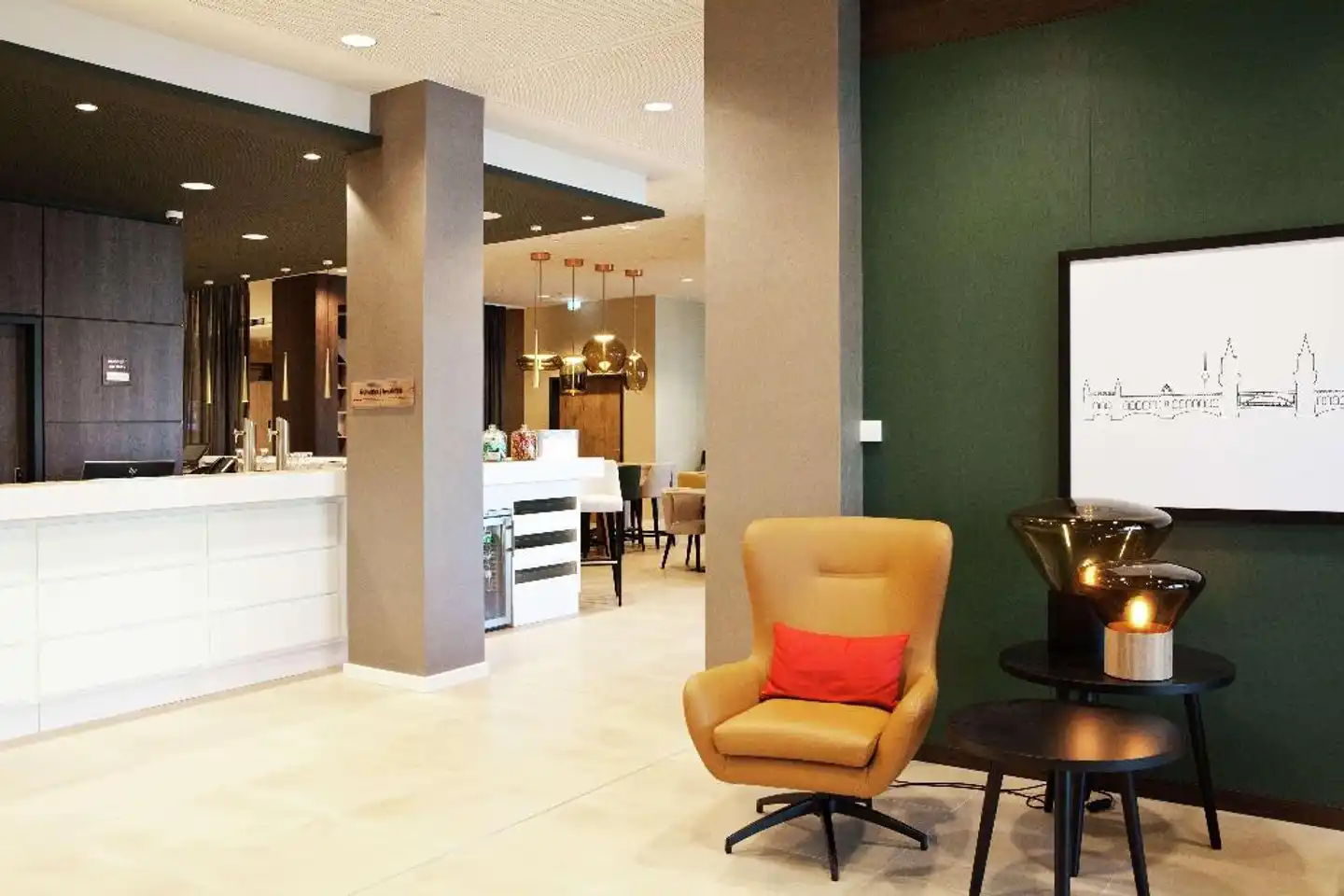 Hampton By Hilton Berlin City East Side Gallery Lobby