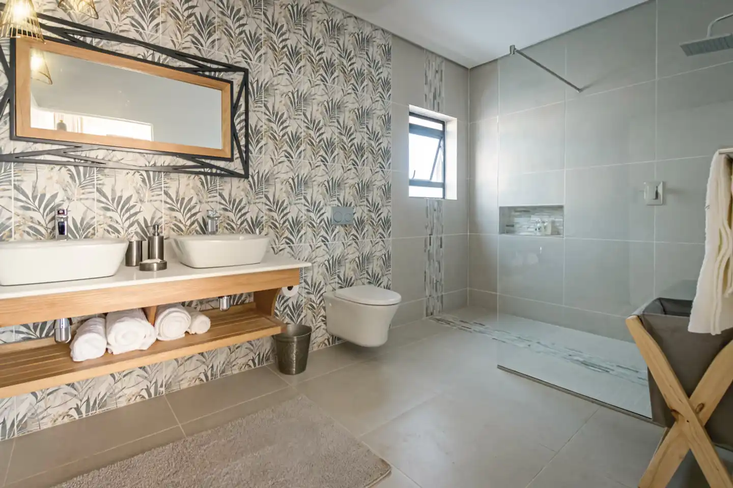Waterfalls Lodge Badezimmer