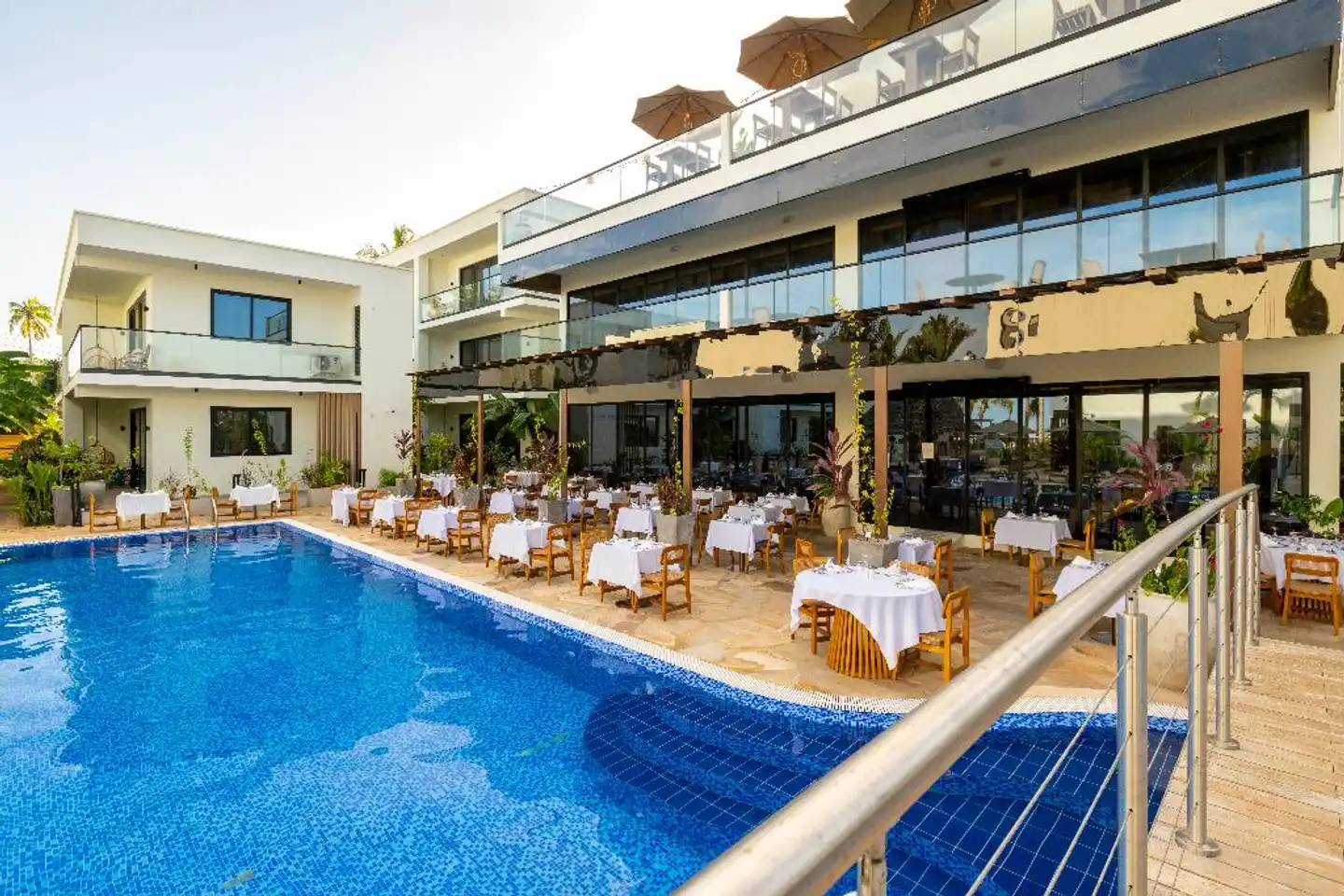 TOA Hotel & Spa Zanzibar Pool