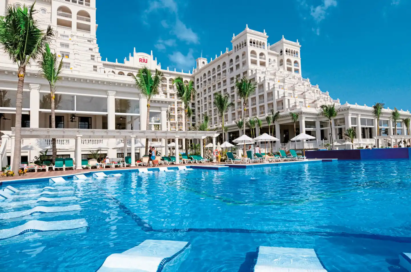 RIU Palace Pacifico Pool