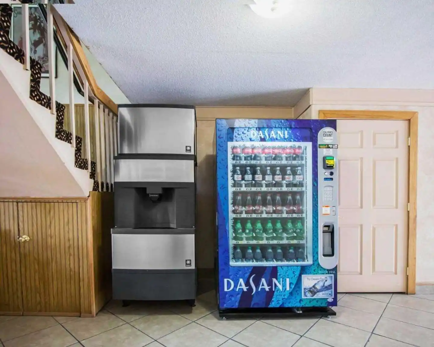 Quality Inn Lobby