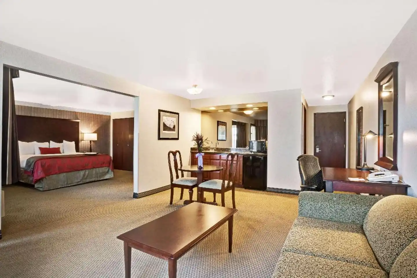 Ramada by Wyndham Tukwila Southcenter Lobby