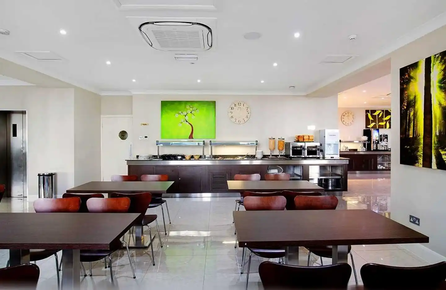 Bayswater Inn Bar