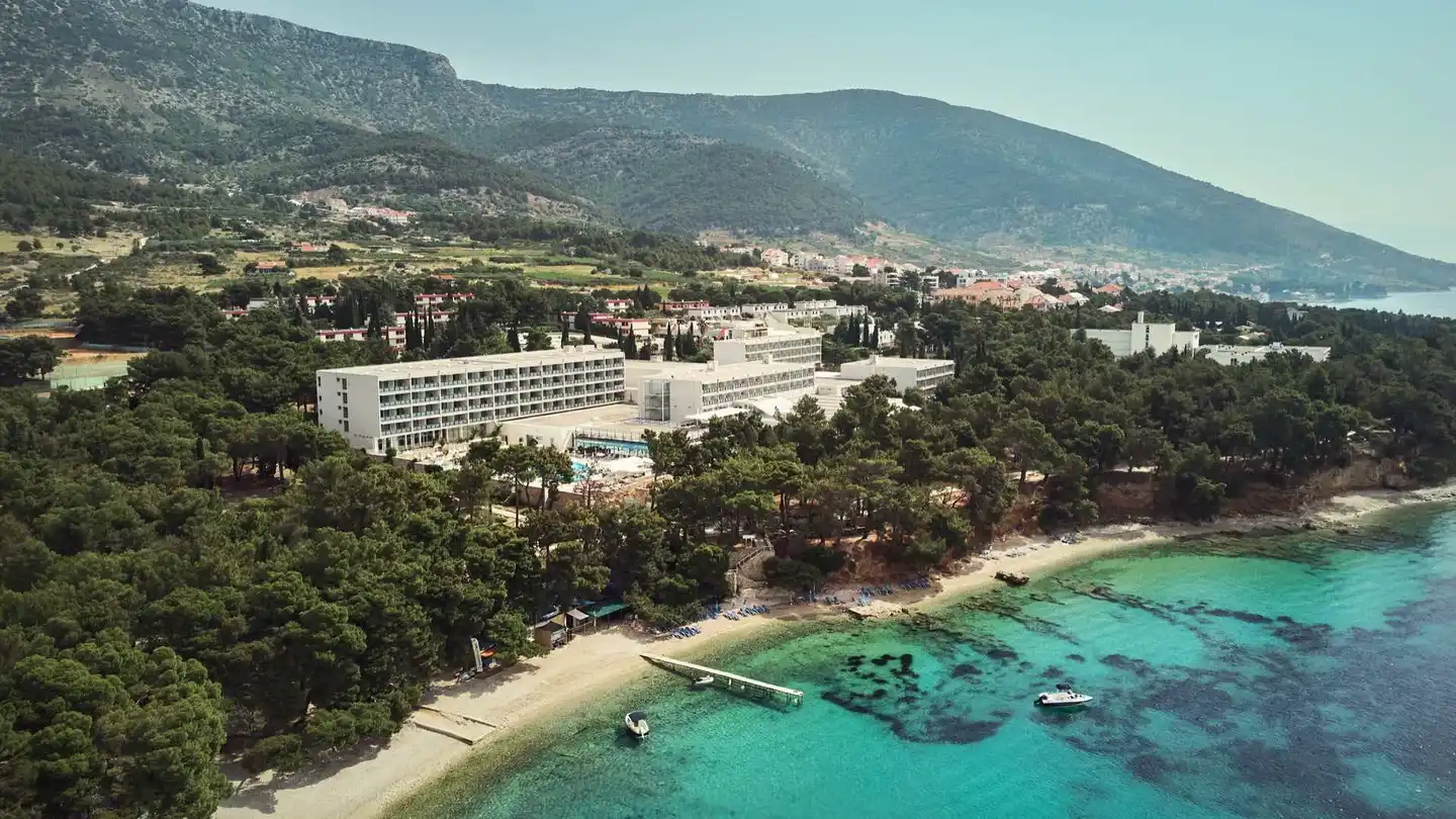 Bluesun Hotel Elaphusa Aussenansicht