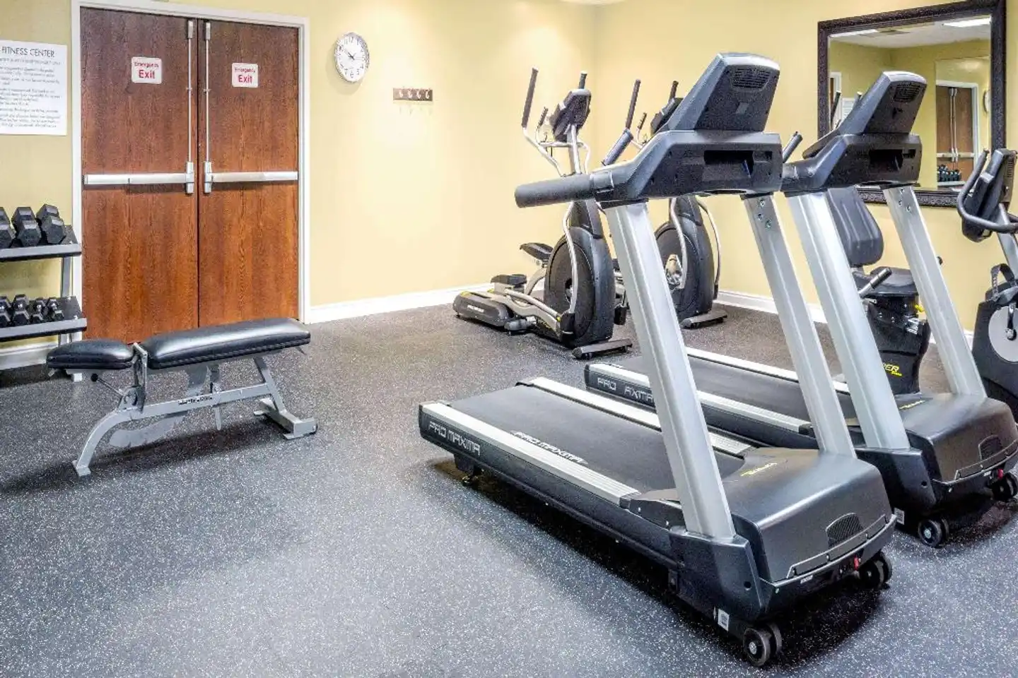 Ramada Salt Lake City North Temple Sport und Entertainment