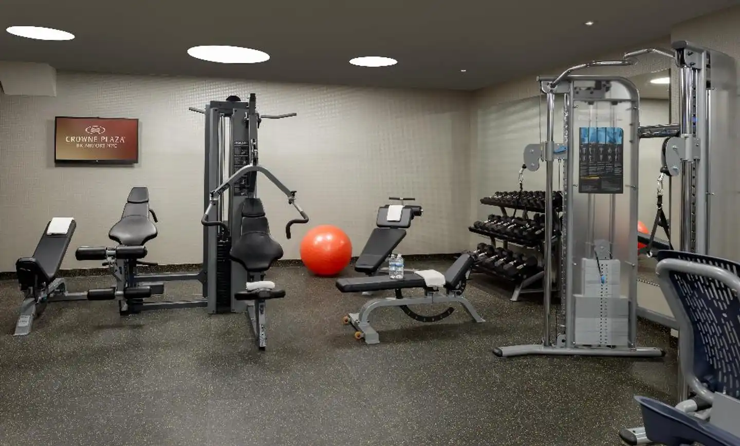 Crowne Plaza JFK Airport New York City Sport und Entertainment