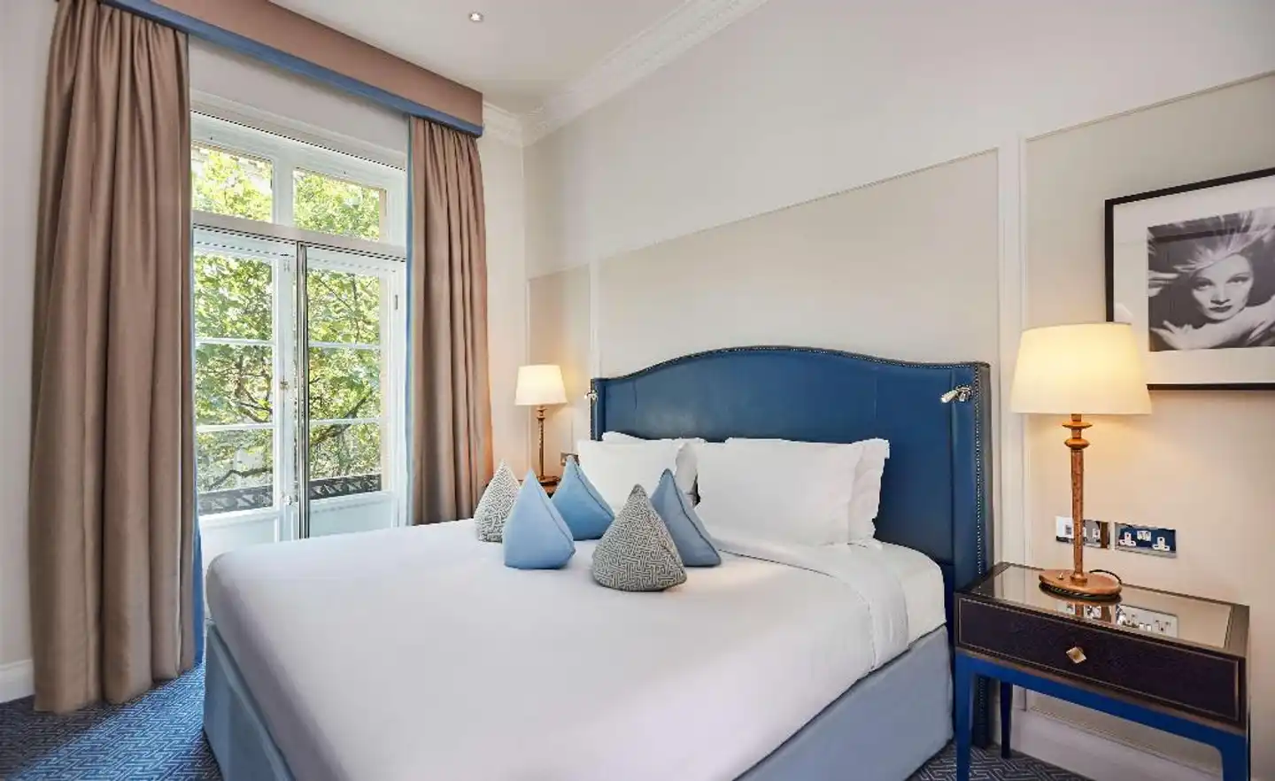 The Waldorf Hilton Wohnbeispiel
