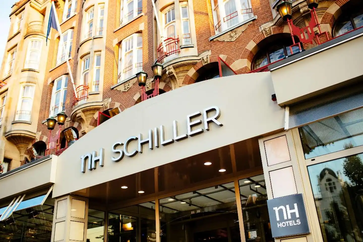 NH Amsterdam Schiller Aussenansicht