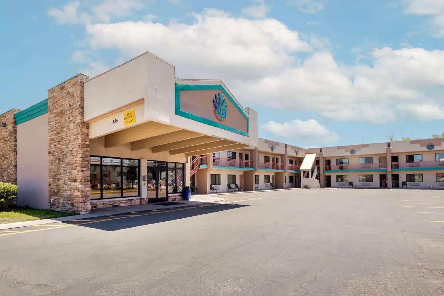Best Western Turquoise Inn & Suites Aussenansicht