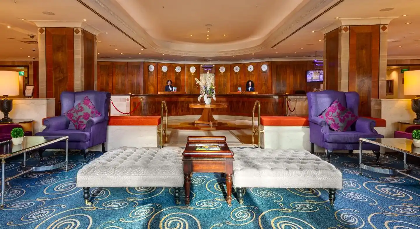 Copthorne Tara Hotel London Kensington Lobby