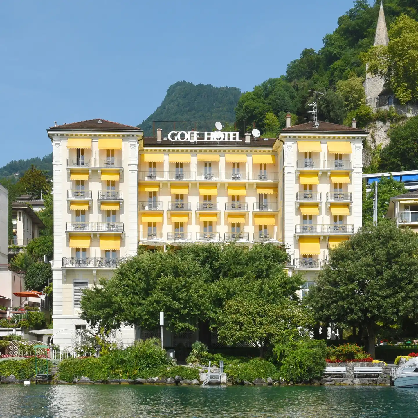 Golf Hotel René Capt Aussenansicht