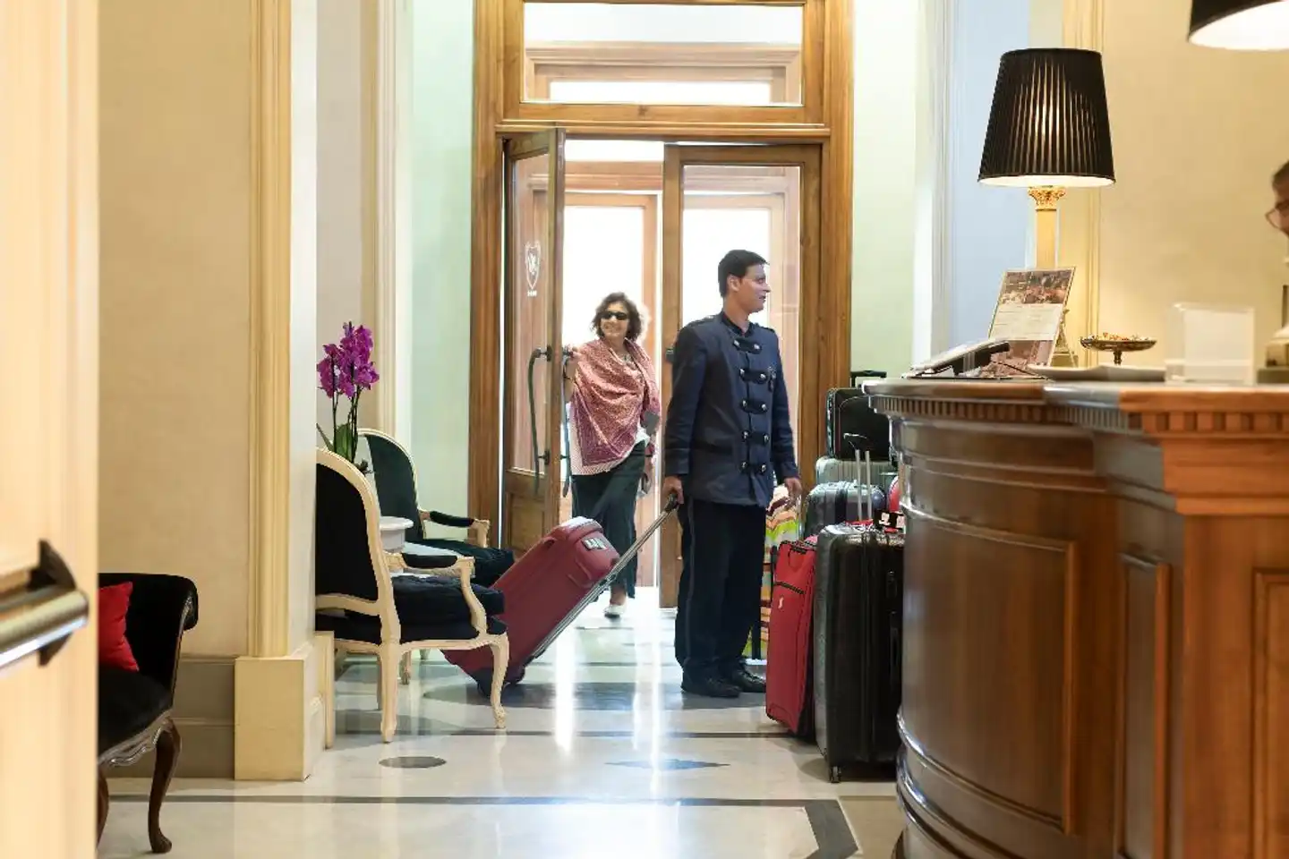 Alpi Hotel Personen