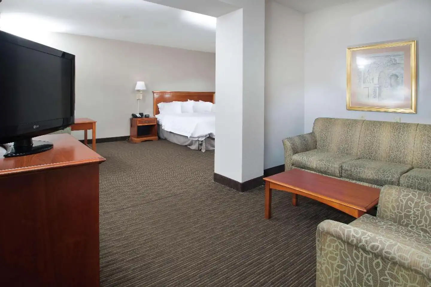 Hampton Inn Linden Wohnbeispiel