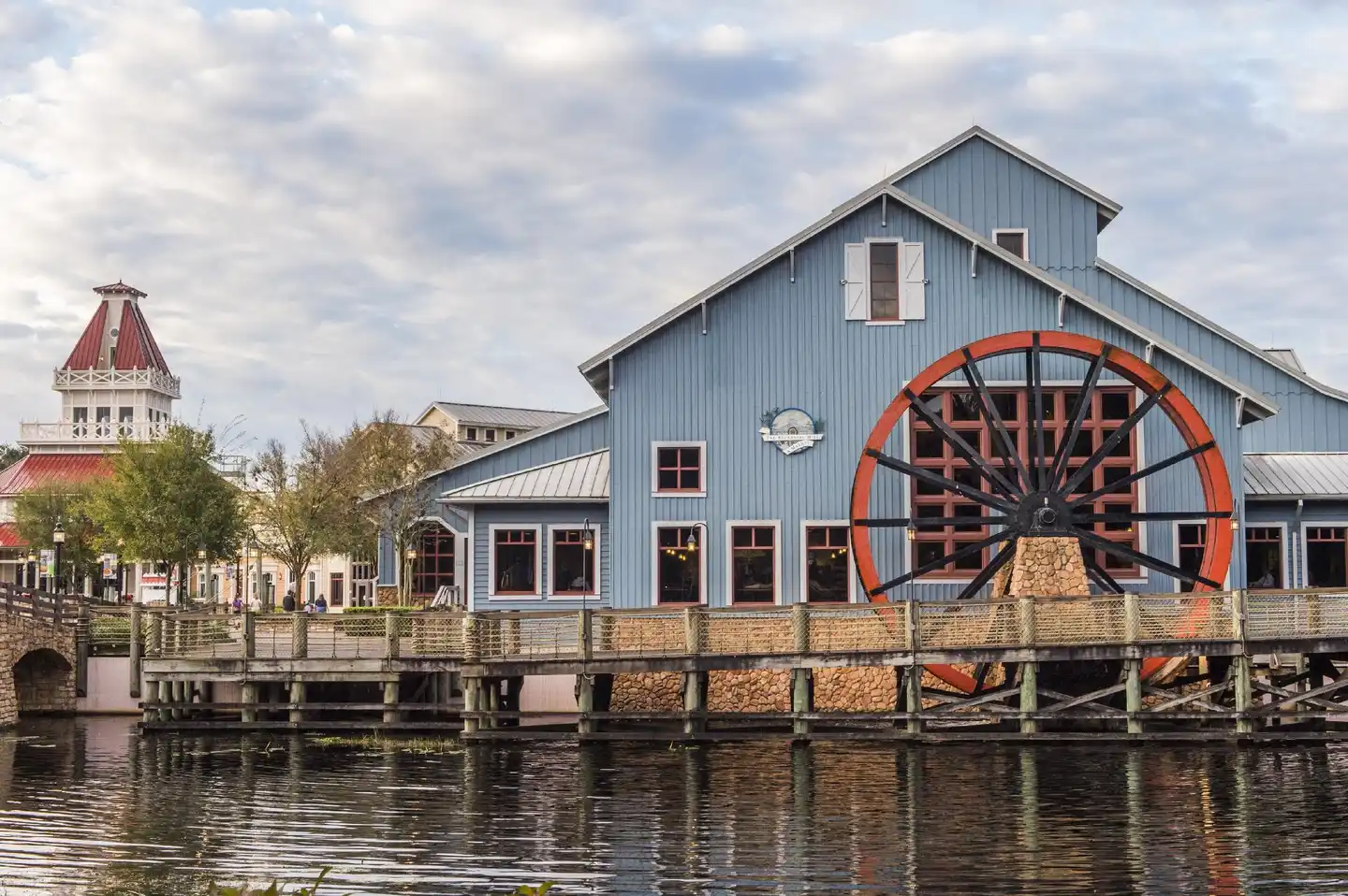 Disney's Port Orleans Resort - Riverside Aussenansicht