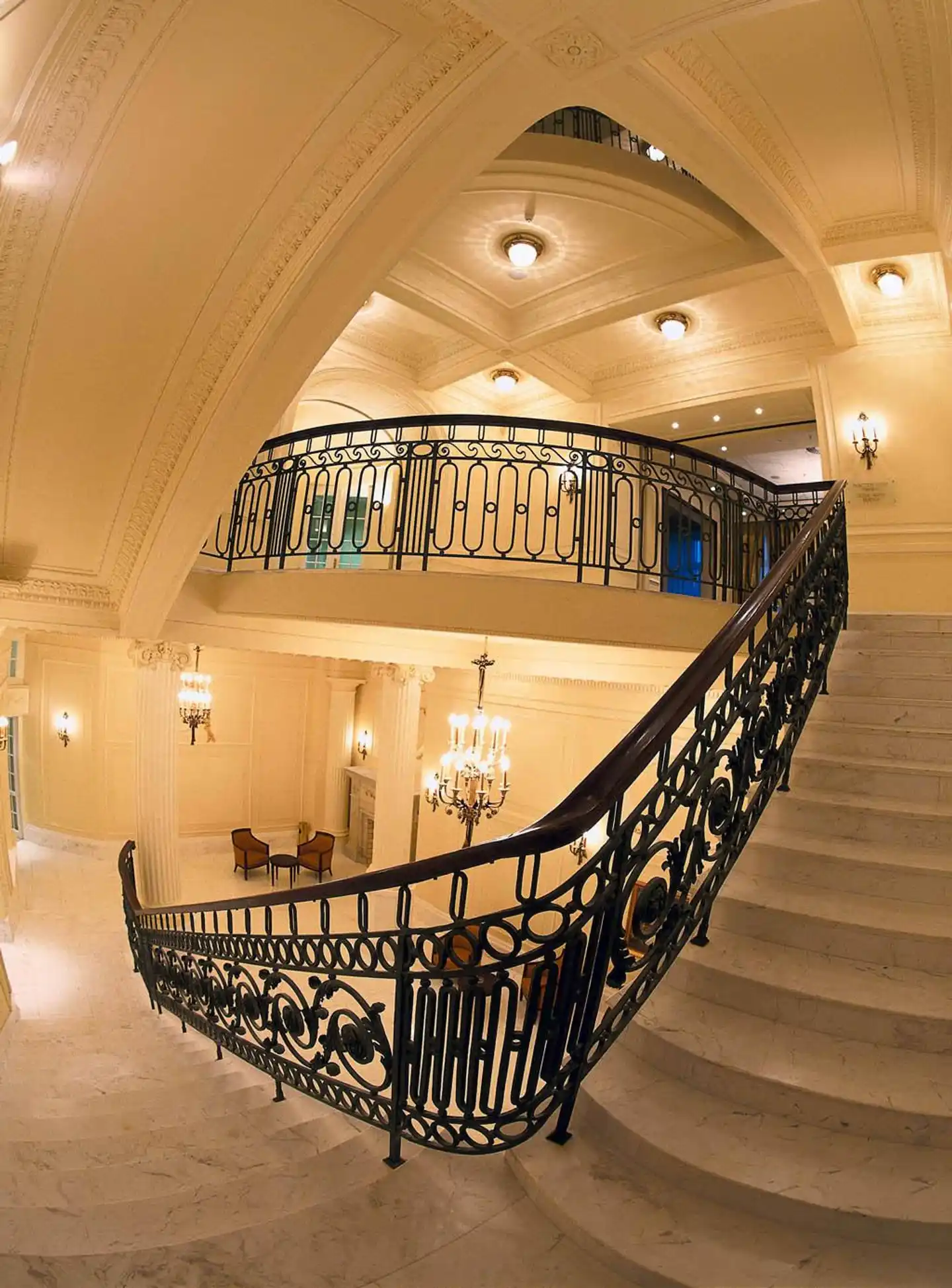 Polonia Palace Bar