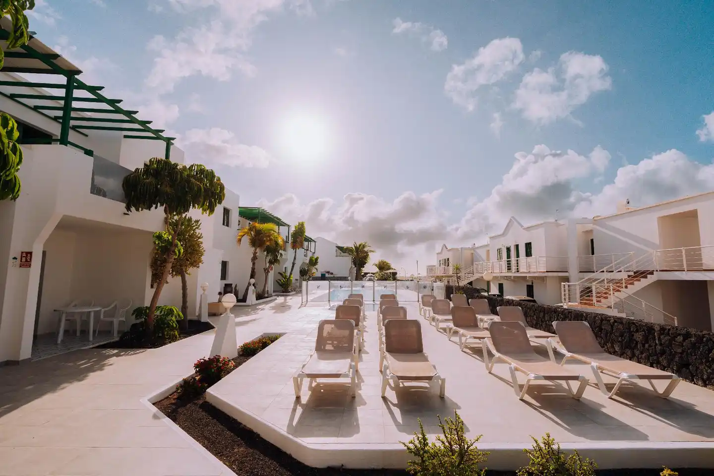 Aloe Apartments Terrasse