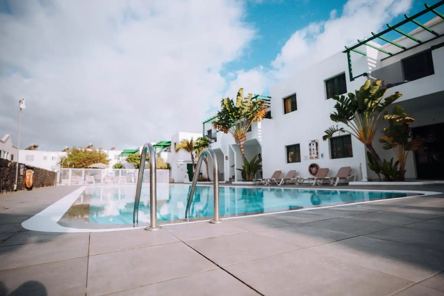 Aloe Apartments Pool