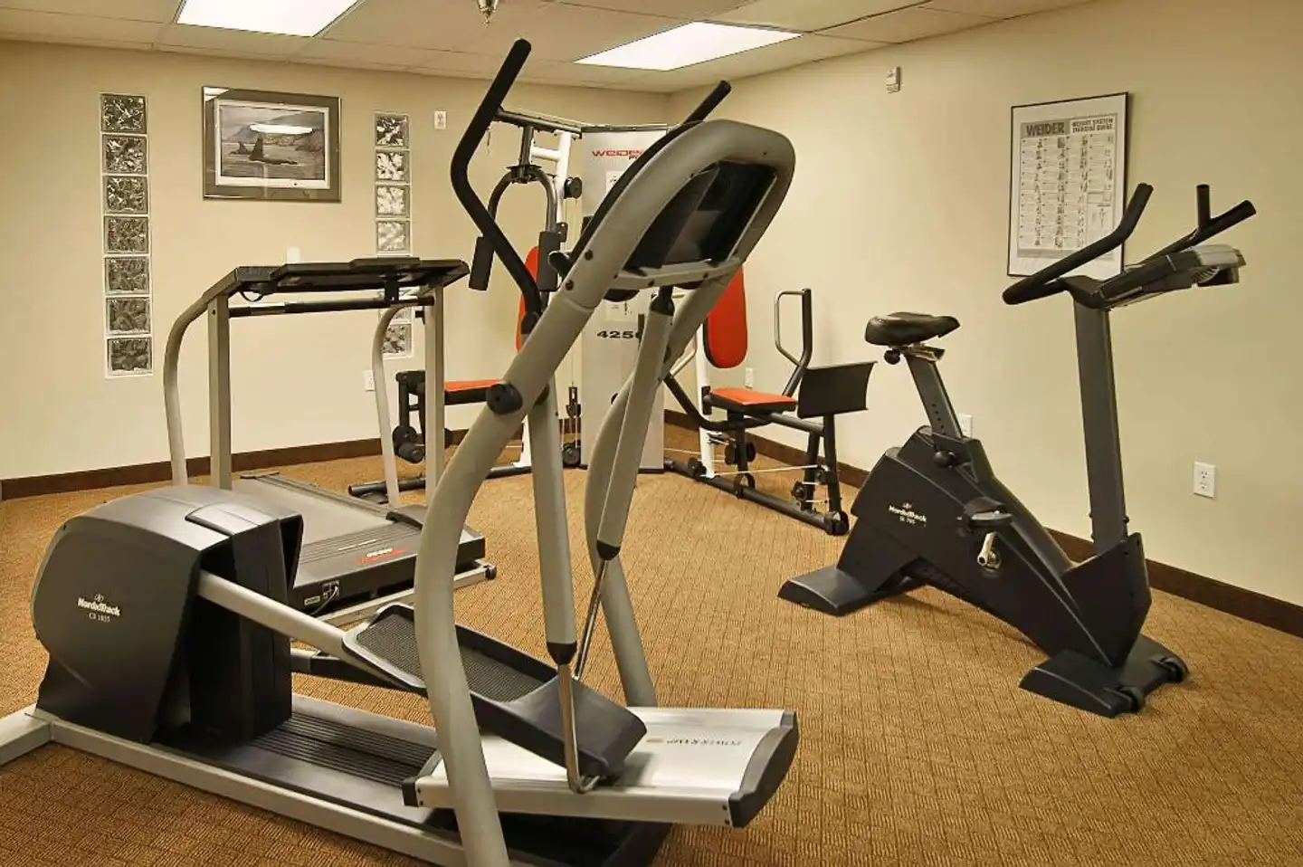 Ramada by Wyndham Anchorage Sport und Entertainment