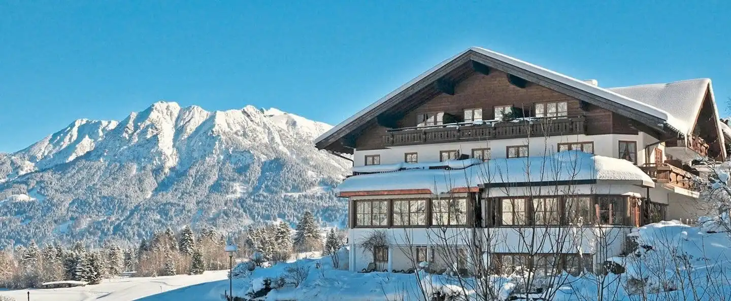 Ringhotel Nebelhornblick Aussenansicht
