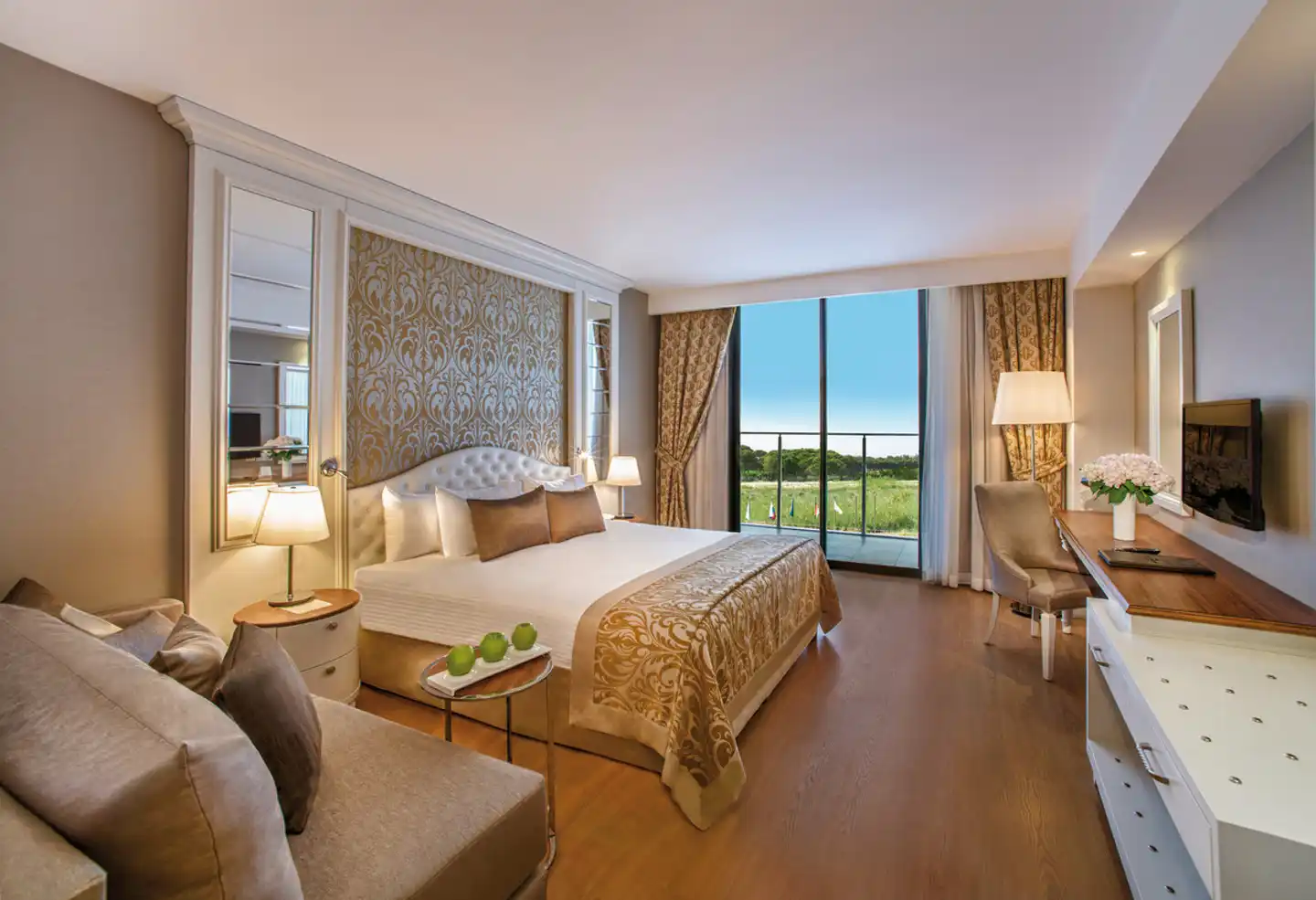 Aska Lara Resort & Spa Wohnbeispiel