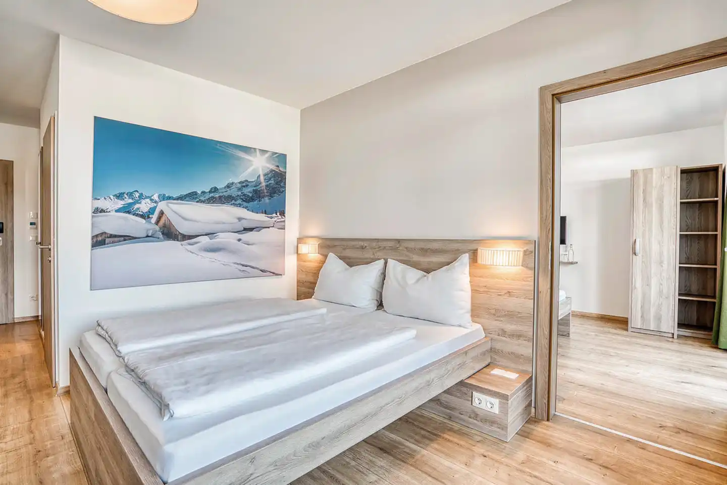 COOEE alpin Hotel Kitzbüheler Alpen Wohnbeispiel
