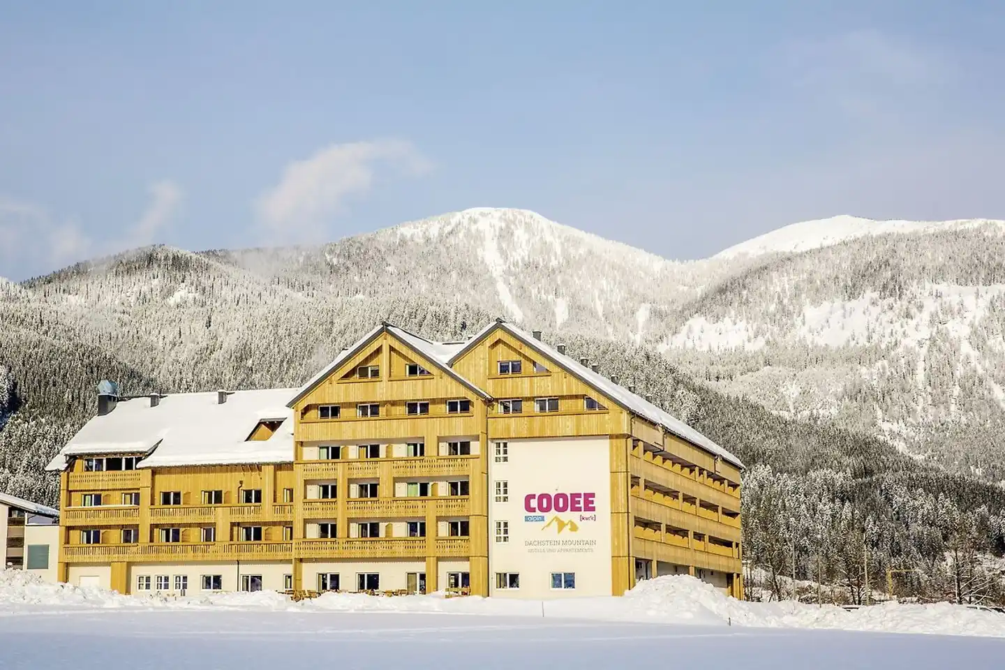 COOEE alpin Hotel Dachstein Aussenansicht