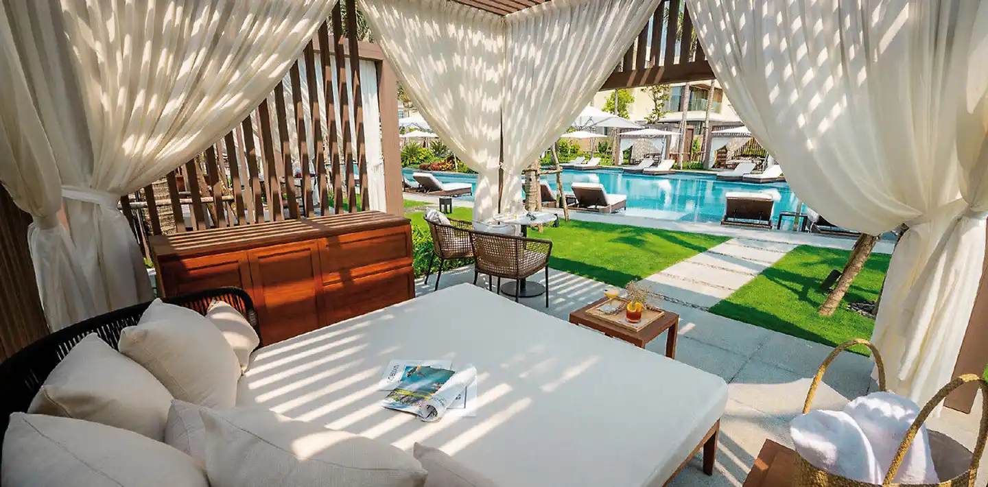 Shilla Monogram Quangnam Danang Hallenbad