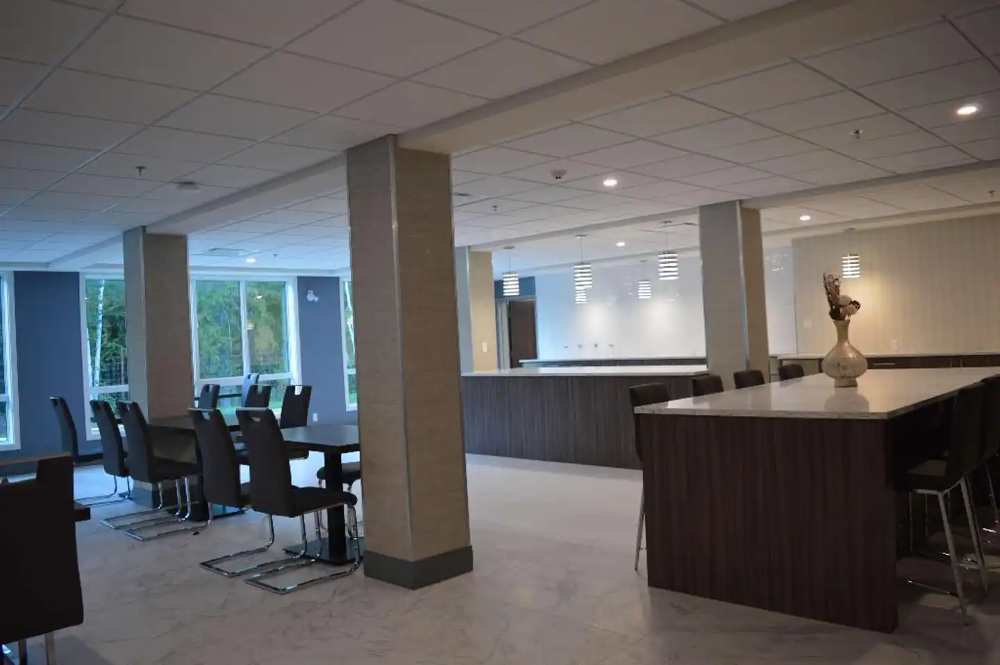 Best Western Plus Gateway to the Falls Lobby