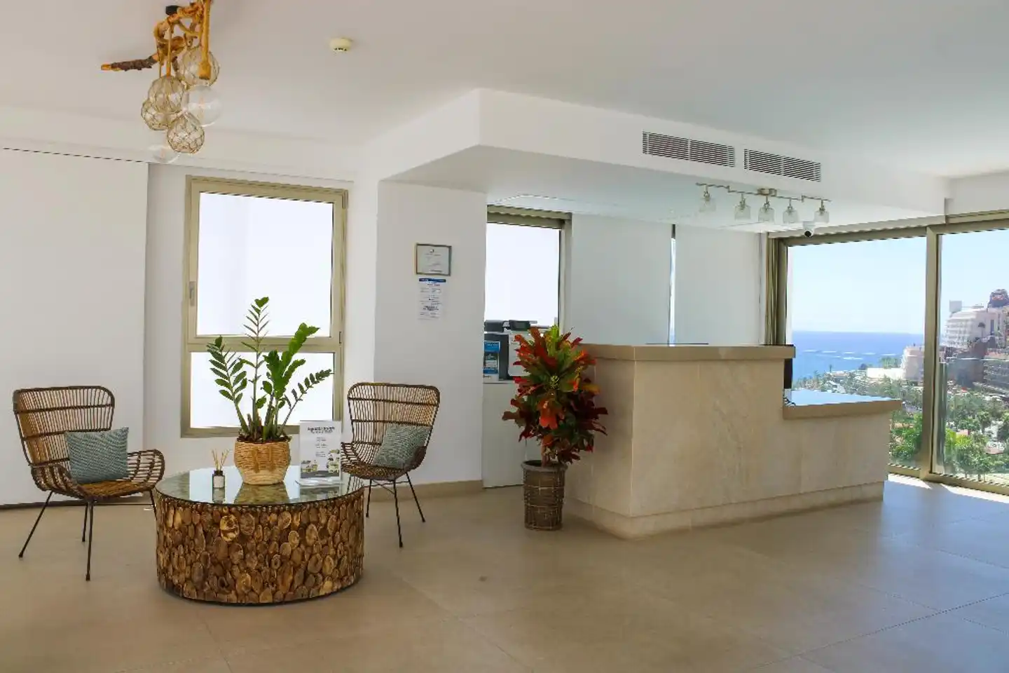 Apartamantos Cordial Magec Taurito Lobby