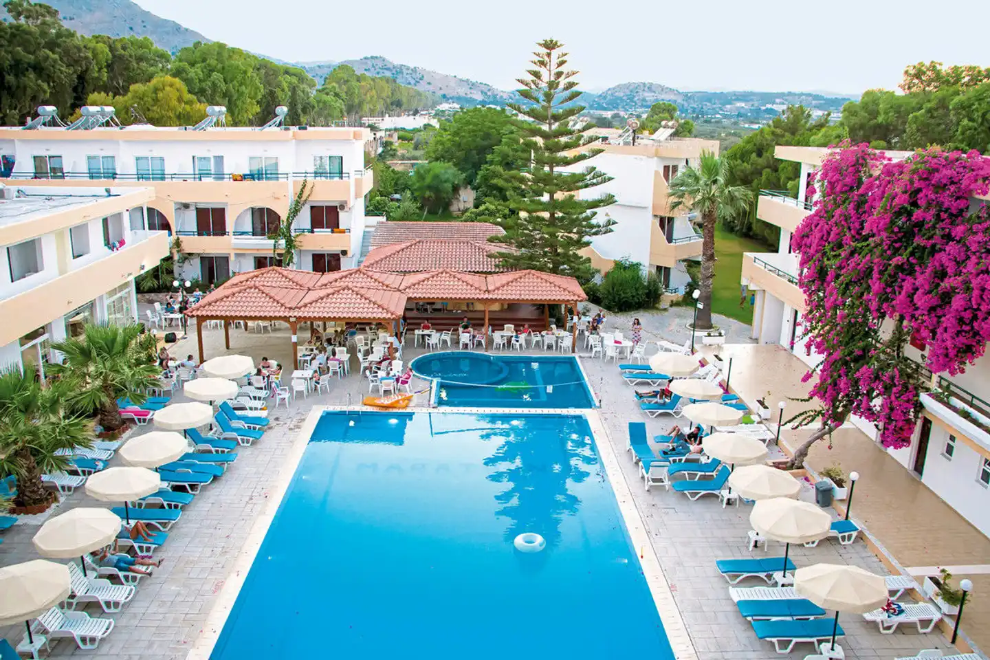 Marathon Hotel Pool