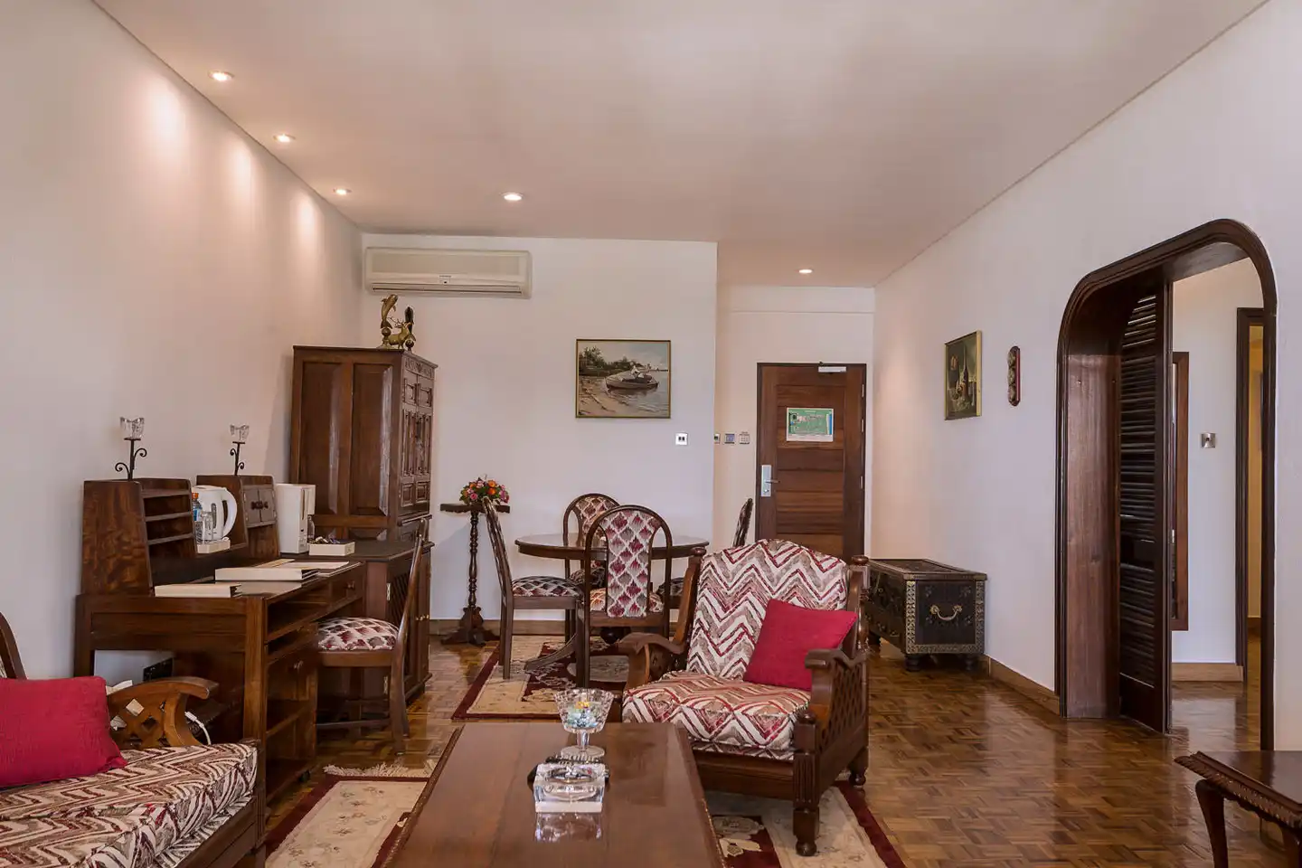 Travellers Beach Hotel & Club Lobby