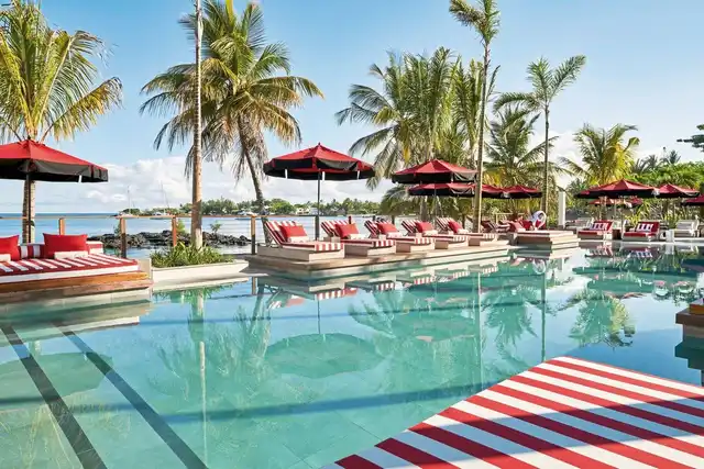 LUX* Grand Baie Pool