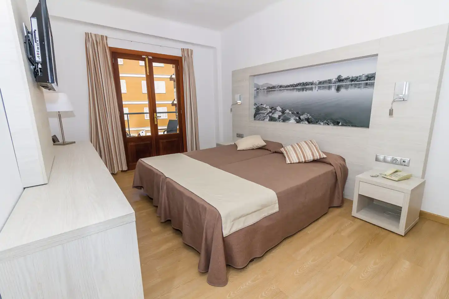 Eix Alcudia 18+ Wohnbeispiel