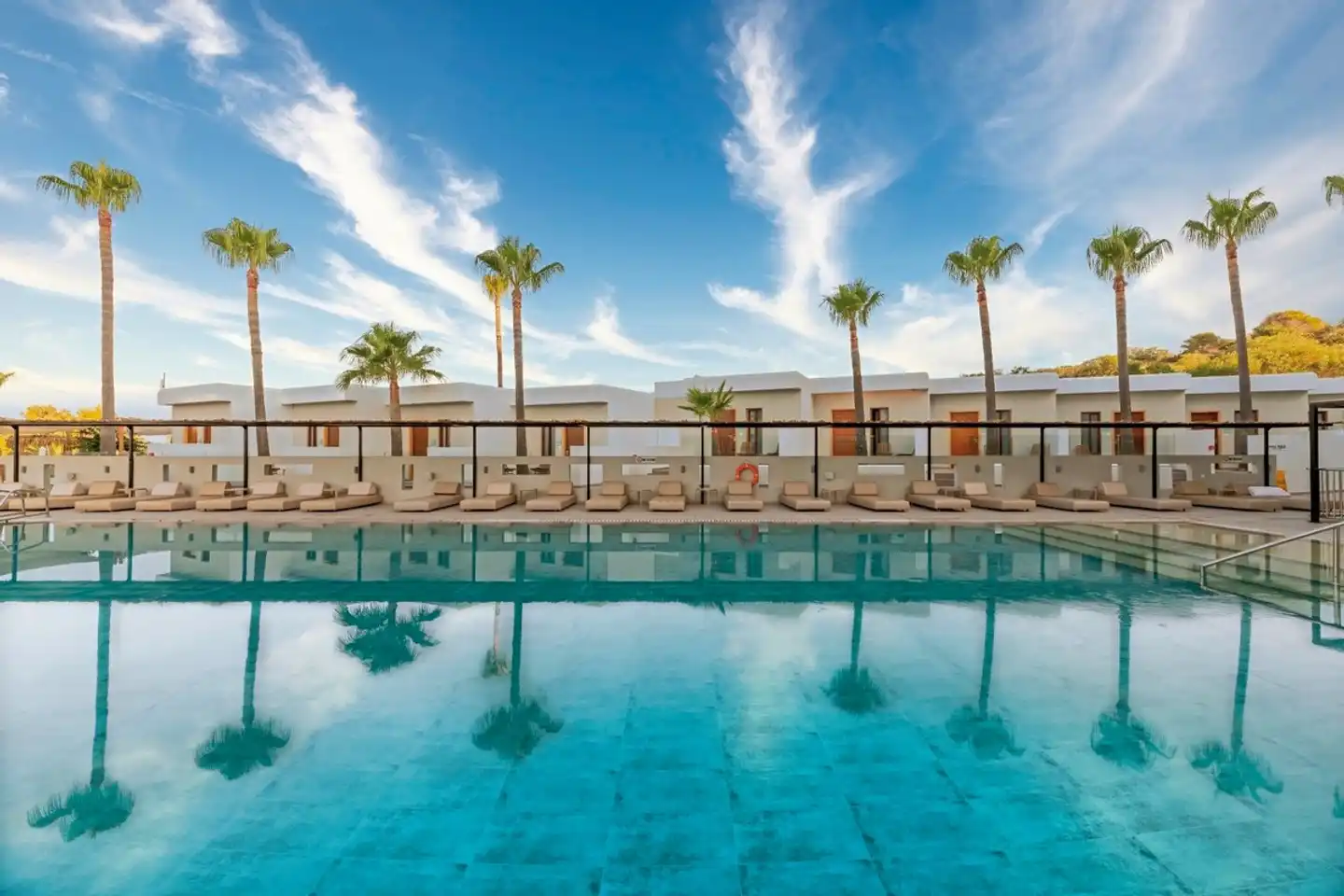 Napa Mermaid Hotel & Suites Pool